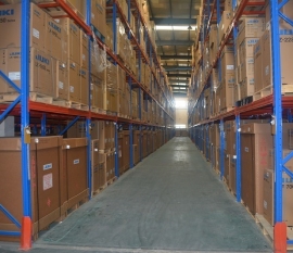 云南仓储货架在物流运输中的应用